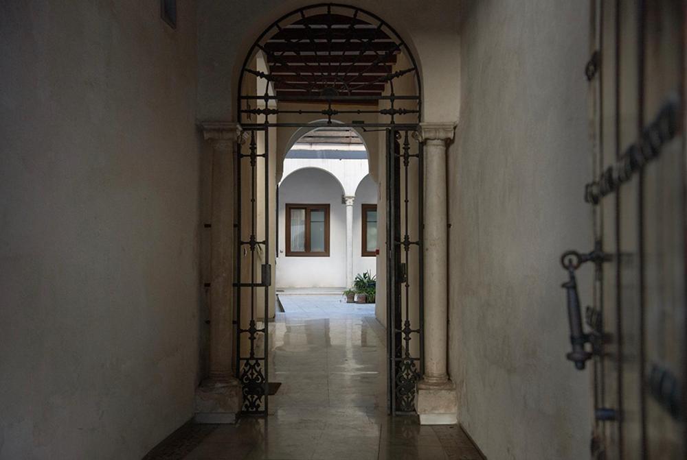 Casa Palacio Bustos Tavera セビリア エクステリア 写真