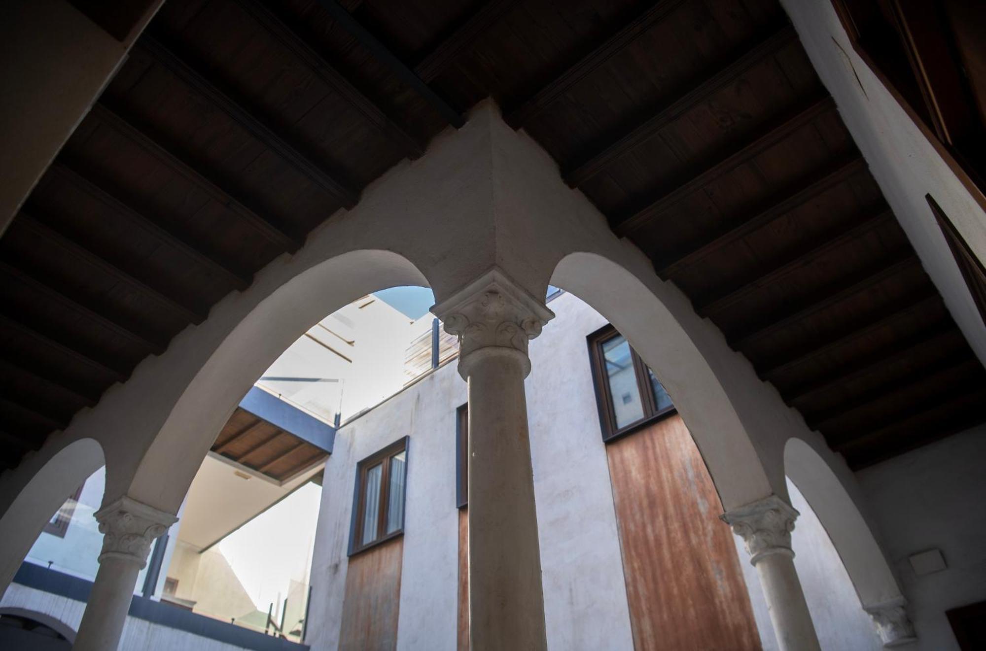 Casa Palacio Bustos Tavera セビリア エクステリア 写真
